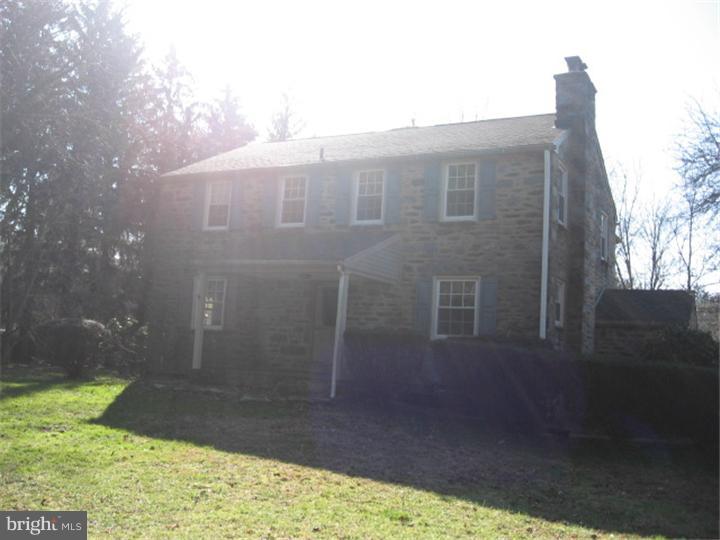 842 Valley Road Blue Bell, PA 19422 - Photo 2 of 19 Gallery Image 2