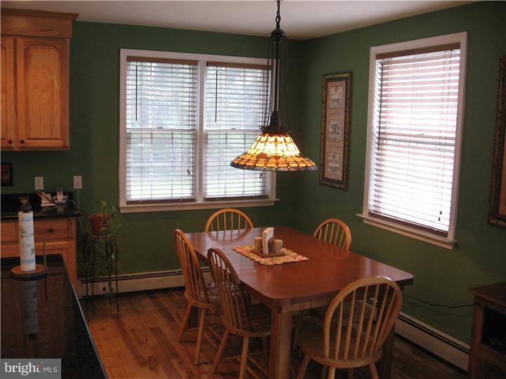 842 Valley Road Blue Bell, PA 19422 - Photo 9 of 19 Gallery Image 9