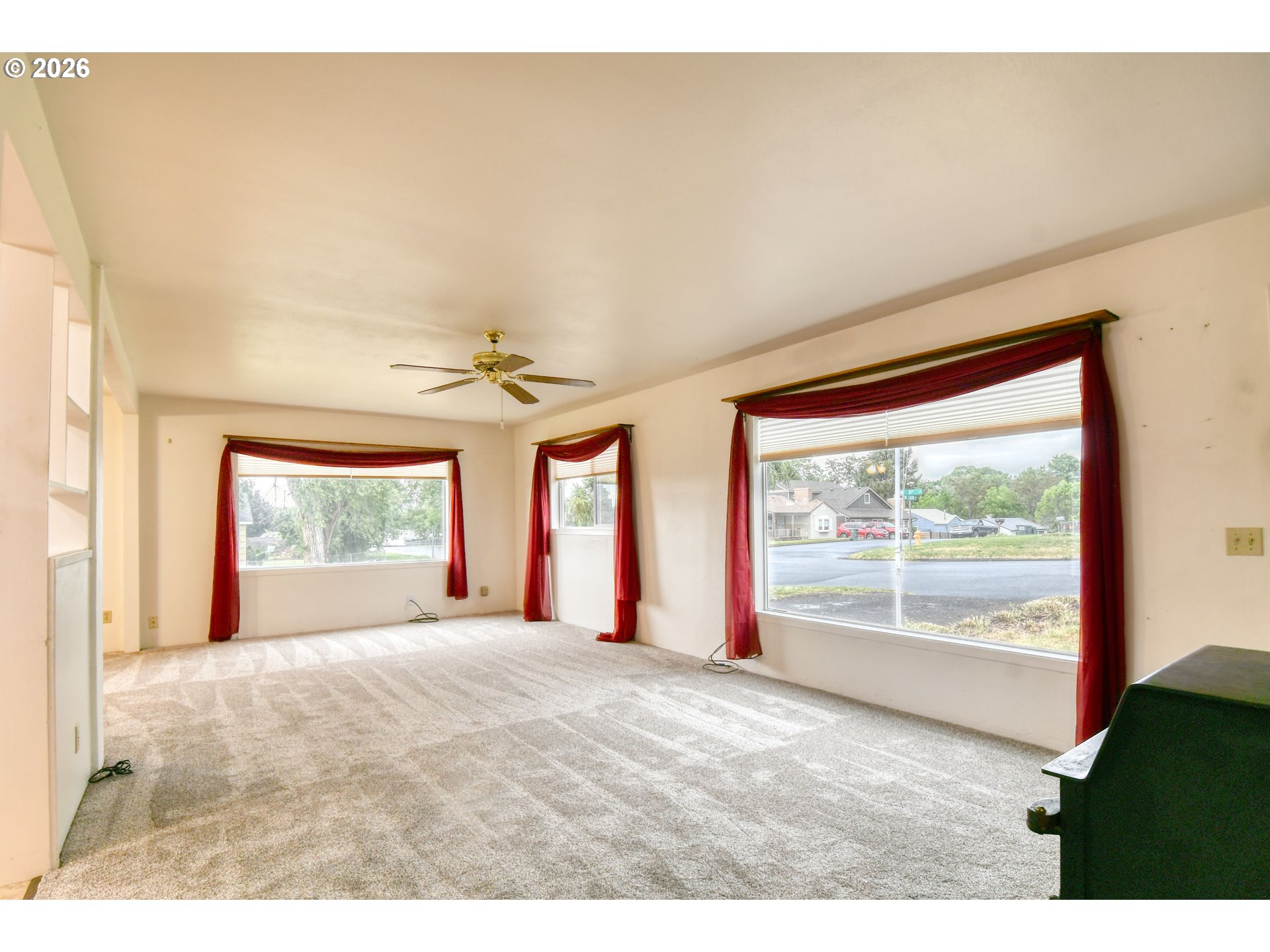1101 Southwest 31st Street Pendleton, OR 97801 - Photo 4 of 32