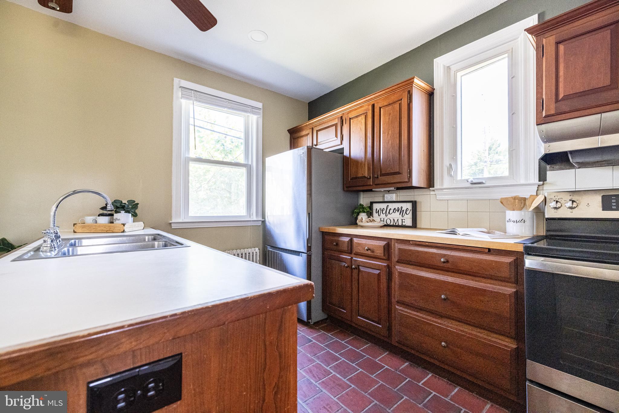 615 Brookwood Road Baltimore, MD 21229 - Photo 26 of 53 Gallery Image 26