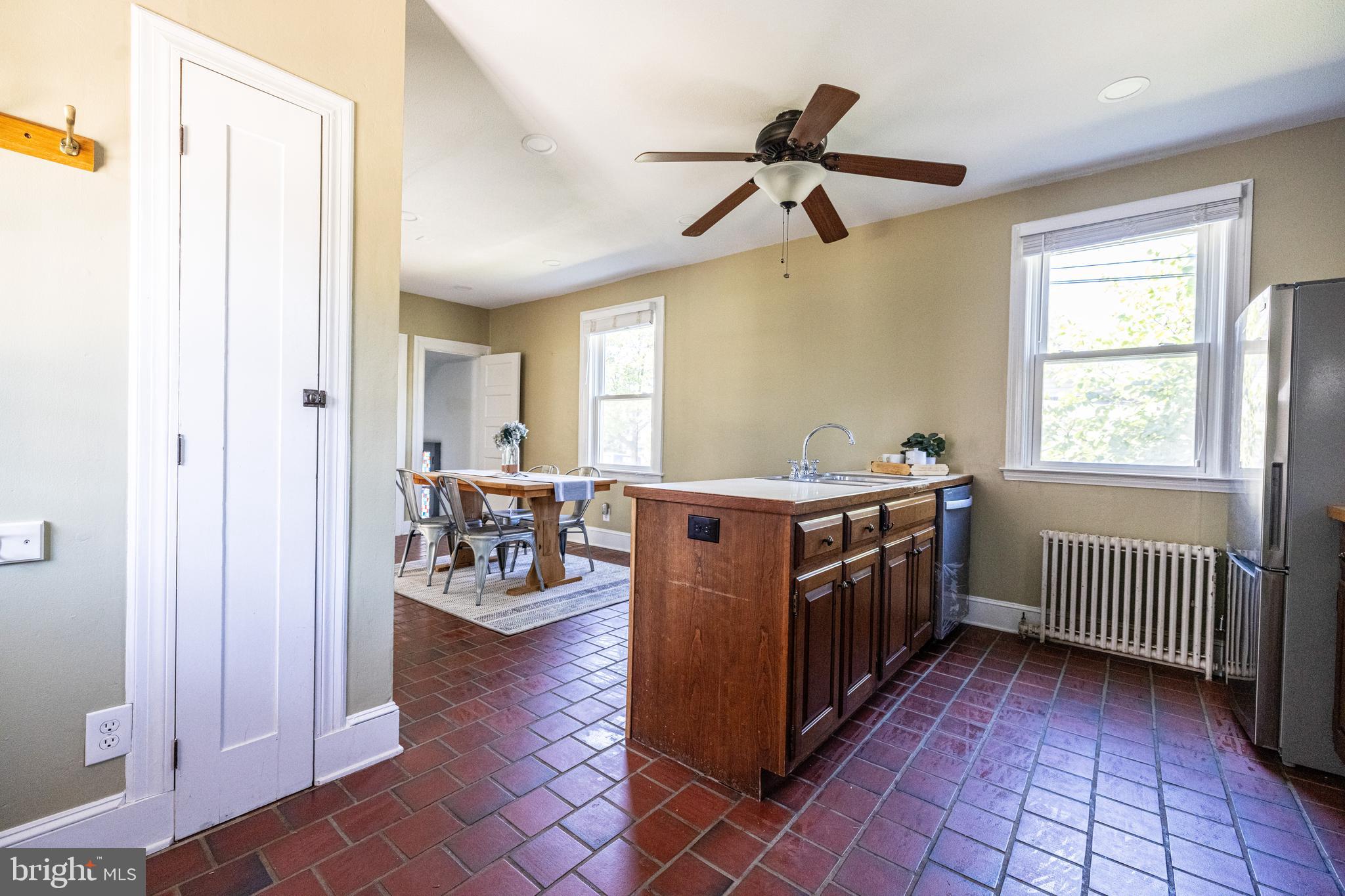 615 Brookwood Road Baltimore, MD 21229 - Photo 27 of 53 Gallery Image 27
