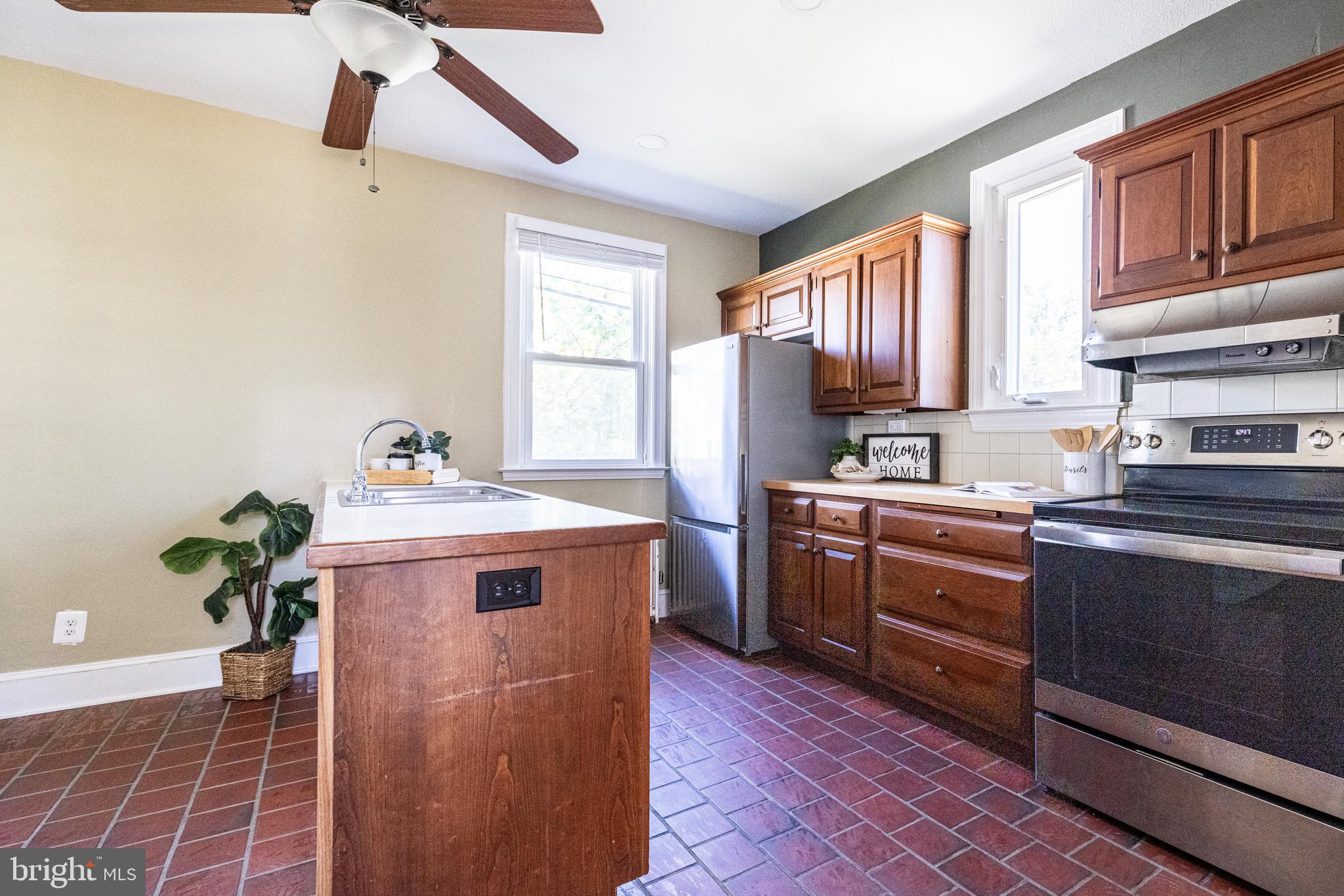 615 Brookwood Road Baltimore, MD 21229 - Photo 28 of 53 Gallery Image 28