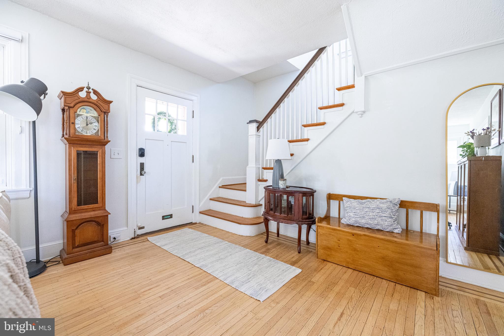 615 Brookwood Road Baltimore, MD 21229 - Photo 4 of 53 Gallery Image 4
