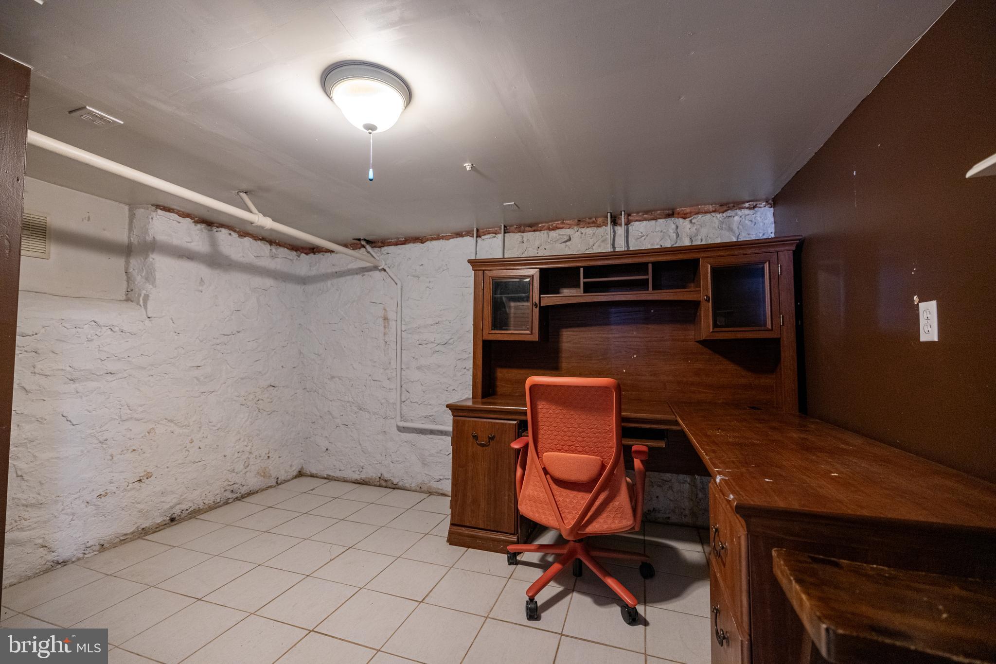 615 Brookwood Road Baltimore, MD 21229 - Photo 52 of 53 Gallery Image 52