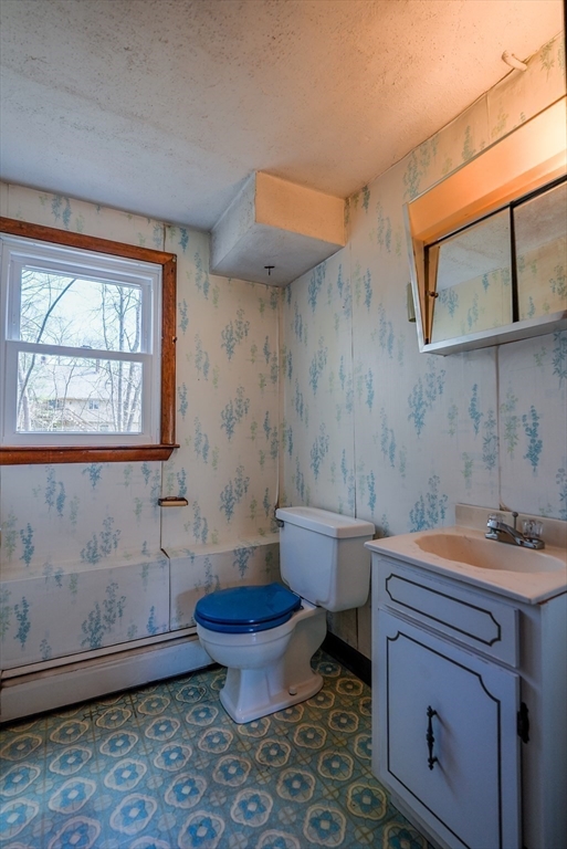 169 Taft Road Wilmington, MA 01887 - Photo 20 of 34 Gallery Image 20