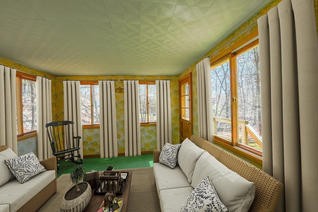 169 Taft Road Wilmington, MA 01887 - Photo 10 of 34 Gallery Image 10