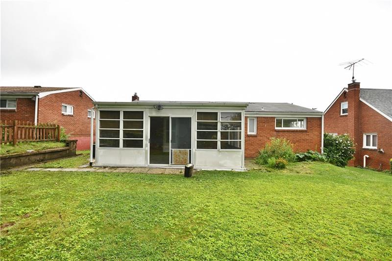1664 Hollyrood Road Pittsburgh, PA 15227 - Photo 22 of 24 Gallery Image 22