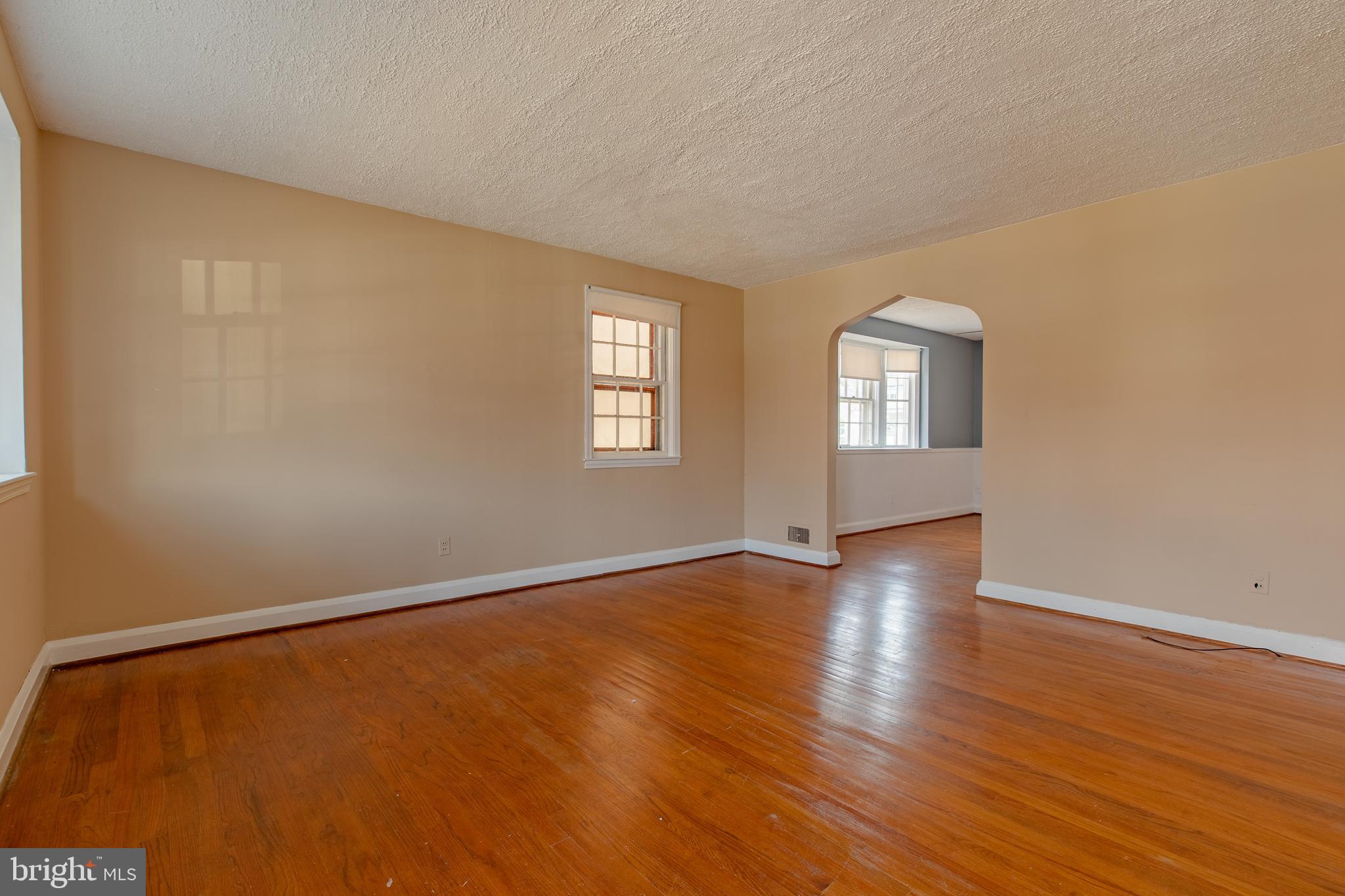 6227 Pilgrim Road Baltimore, MD 21214 - Photo 7 of 13 Gallery Image 7