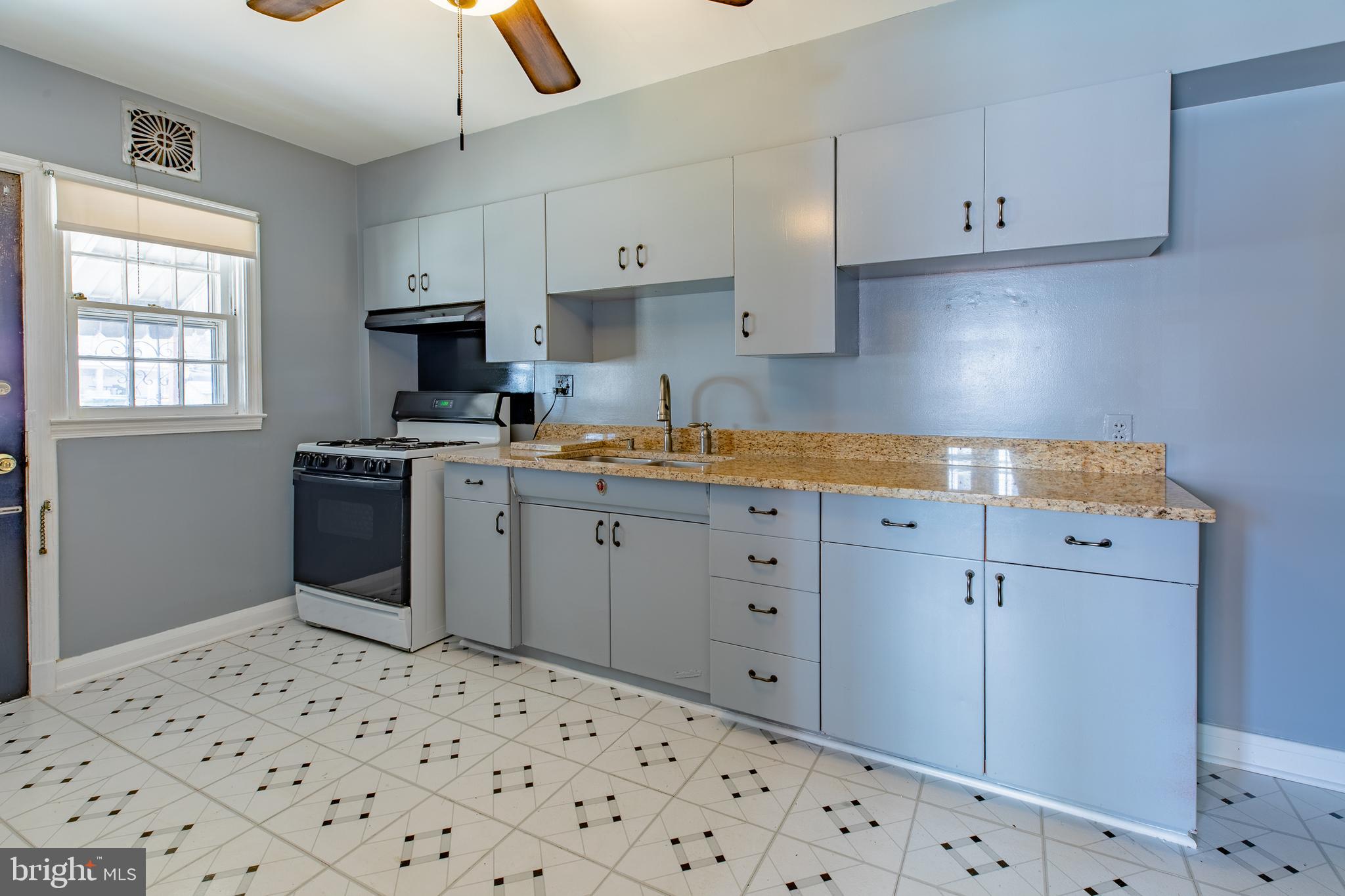 6227 Pilgrim Road Baltimore, MD 21214 - Photo 9 of 13 Gallery Image 9