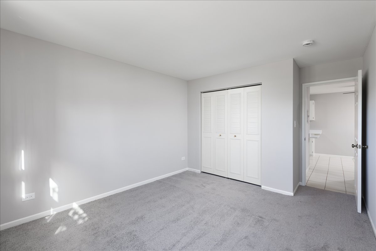 5740 East Avenue, Unit 2D Countryside, IL 60525 - Photo 10 of 24 a view of an empty room