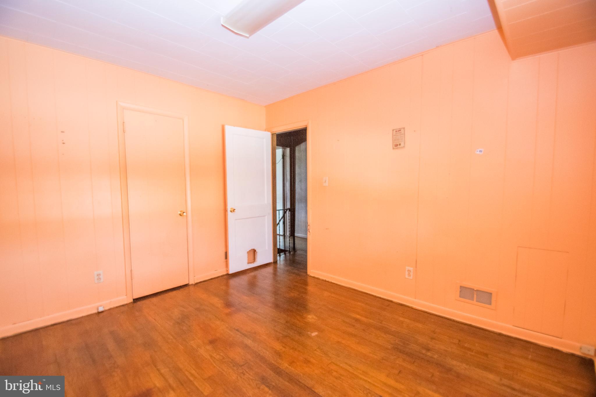 822 Middlesex Road Baltimore, MD 21221 - Photo 13 of 26 Bedroom number 1