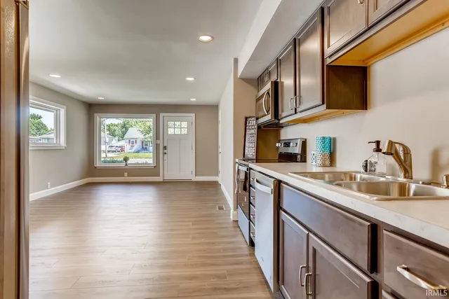 $980 | 2161 Washington Avenue, Unit A, Evansville, IN 47714