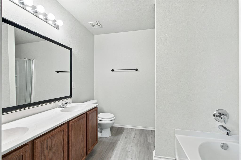 12121 Arbor Lake Road Rhome, TX 76078 - Photo 13 of 33 Gallery Image 13