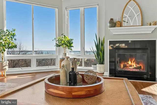 $480,000 | 1621 Ladue Court, Unit 404, Woodbridge, VA 22191