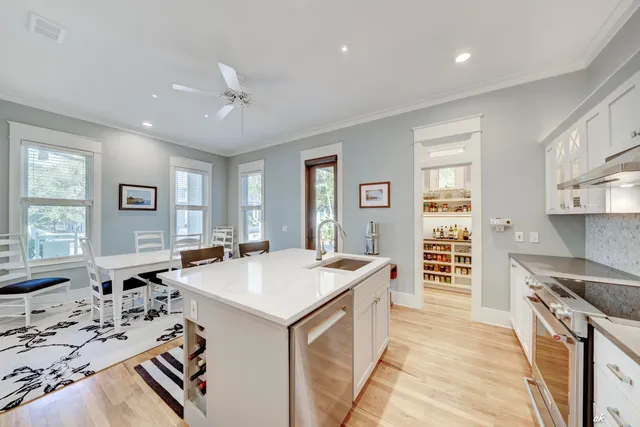 a view of washer and dryer in a utility room