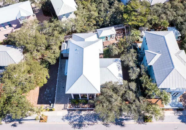 $2,400,000 | 209 Dune Crest Lane, Panama City Beach, FL 32413