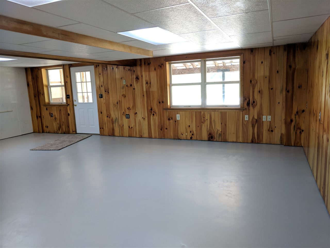 1690 West Williams Road Bloomington, IN 47404 - Photo 3 of 27