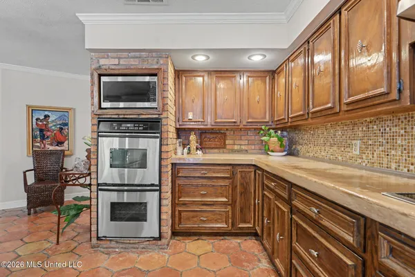 $615,000 | 63 Fritz Whitfield Road, Picayune, MS 39466