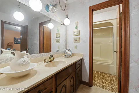 $615,000 | 63 Fritz Whitfield Road, Picayune, MS 39466