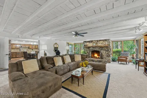 $615,000 | 63 Fritz Whitfield Road, Picayune, MS 39466