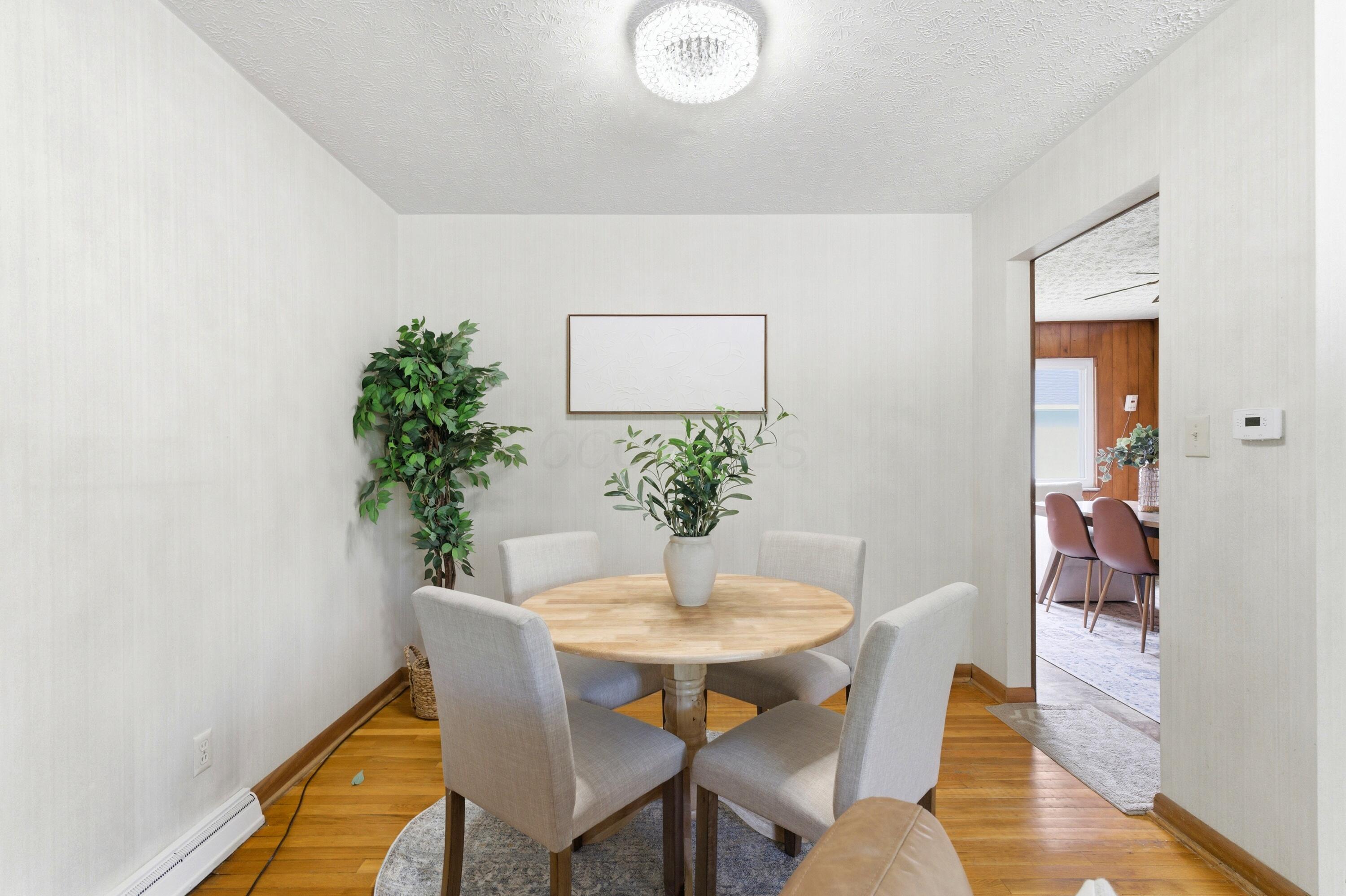 1461 Ridgeview Road Columbus, OH 43221 - Photo 14 of 48 Right off the kitchen - look at those floors!
