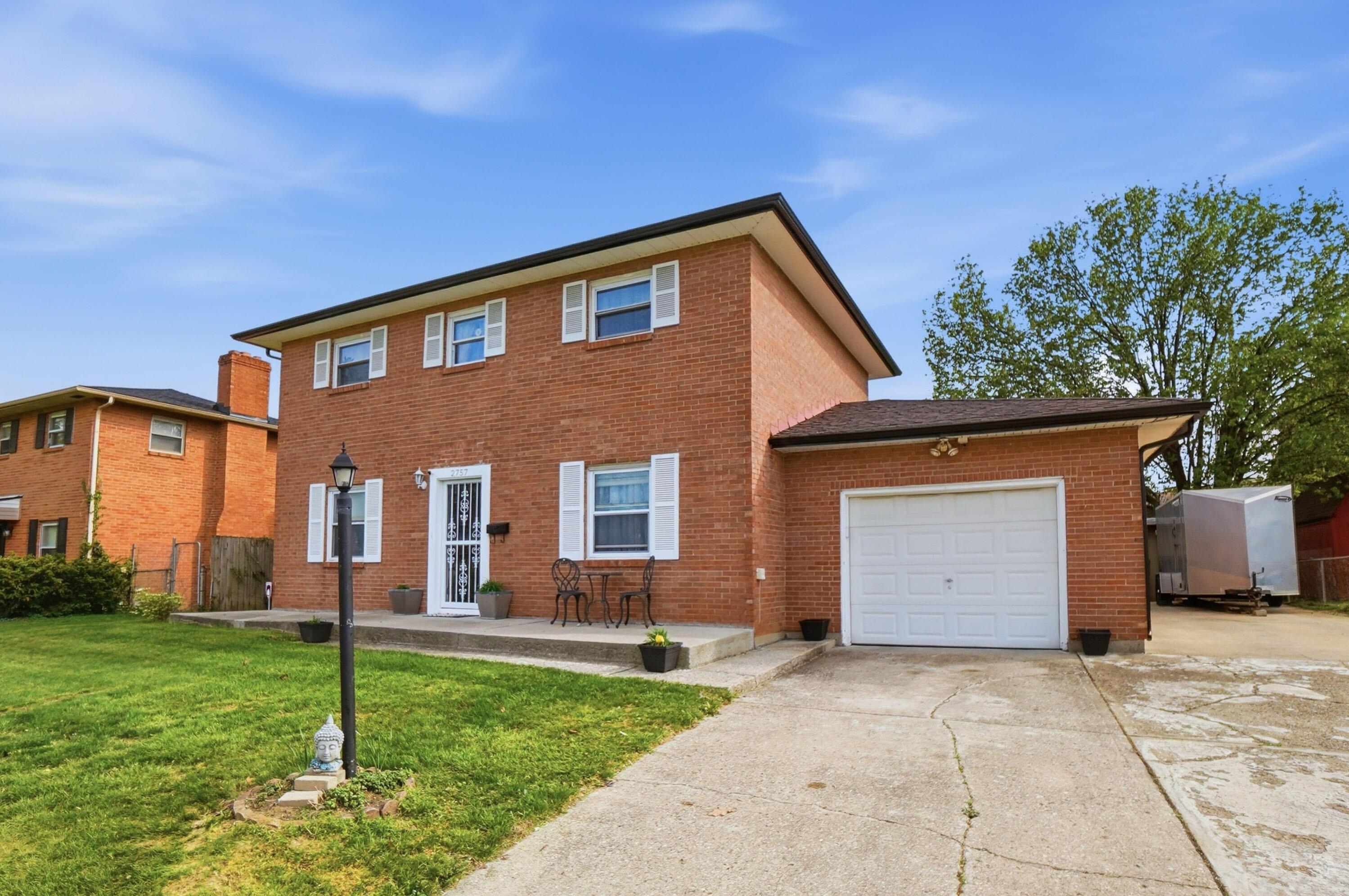 2757 Woodcroft Road Columbus, OH 43204 - Photo 3 of 41