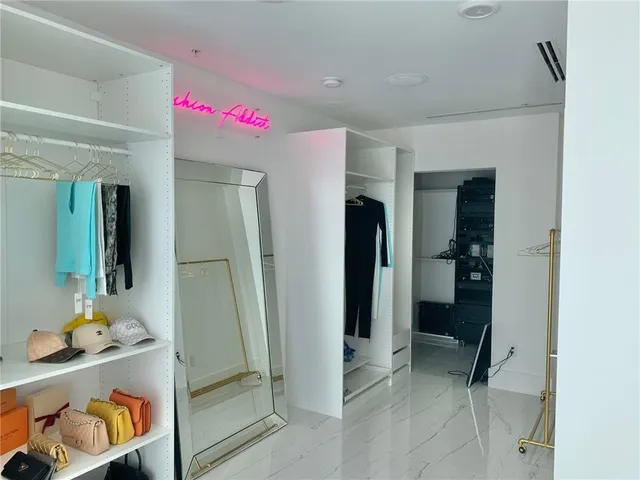 $15,000 | 350 Southeast 2nd Street, Unit GPH90, Fort Lauderdale, FL 33301