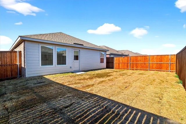 $1,895 | 2037 Belgium Drive, Plano, TX 75025