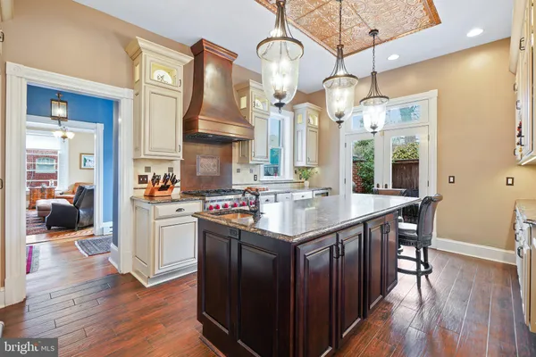 $1,500,000 | 121 West Church Street, Frederick, MD 21701