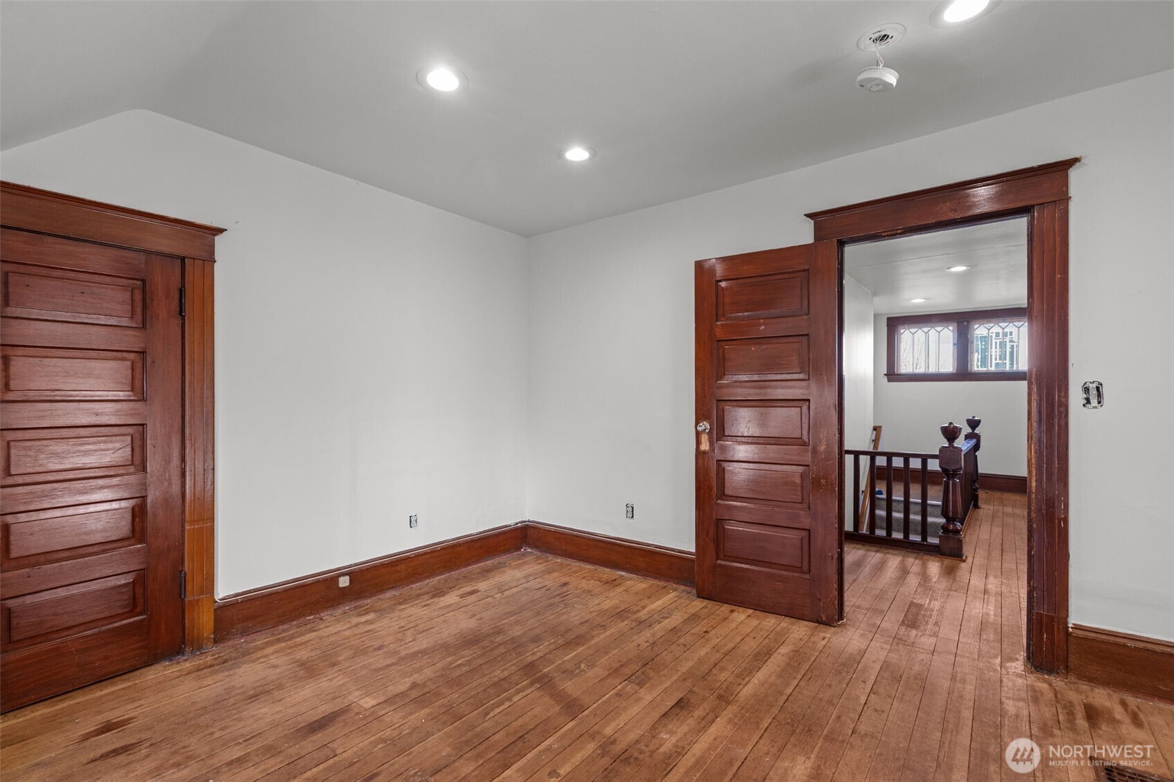 414 Northeast 42nd Street Seattle, WA 98105 - Photo 26 of 33