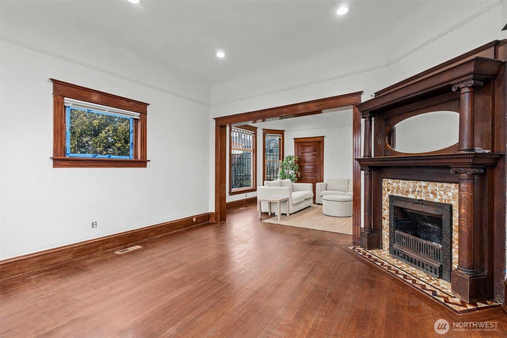 414 Northeast 42nd Street Seattle, WA 98105 - Photo 10 of 33