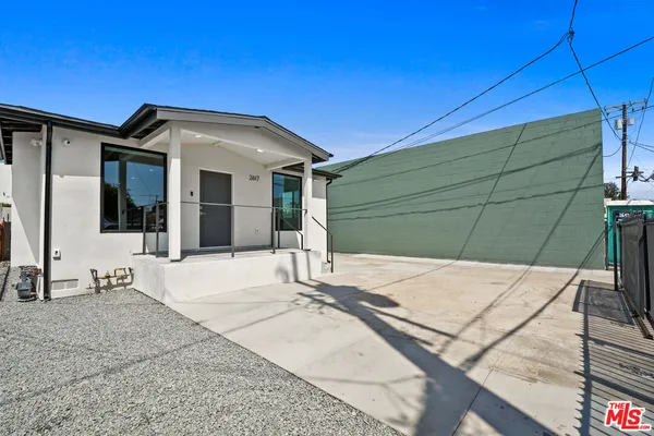 $4,250 | 2617 Carmona Avenue, Los Angeles, CA 90016