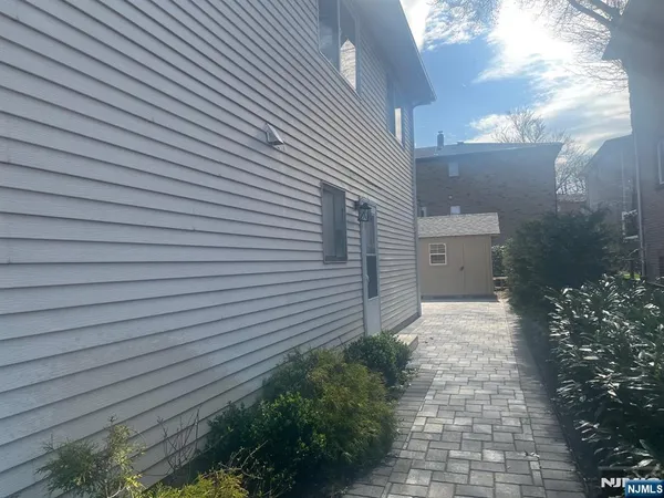 $2,200 | 242 Commercial Avenue, Unit 1, Palisades Park, NJ 07650