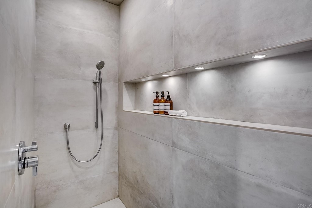 24596 Fuerte Road Temecula, CA 92590 - Photo 16 of 44