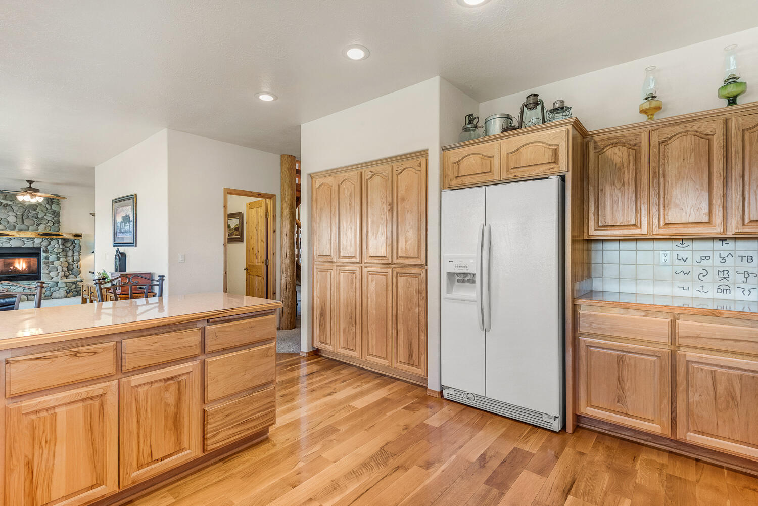 10934 Fleming Road Powell Butte, OR 97753 - Photo 15 of 56 Gallery Image 15