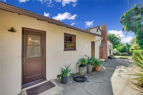 $925,000 | 617 North Vista Bonita Avenue, Glendora, CA 91741