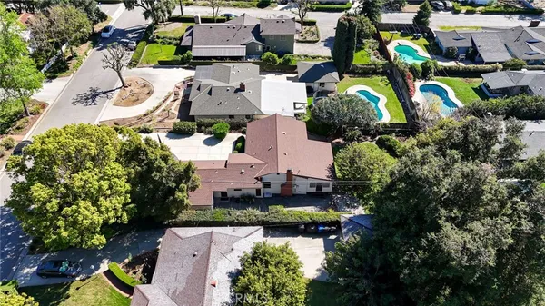 $925,000 | 617 North Vista Bonita Avenue, Glendora, CA 91741