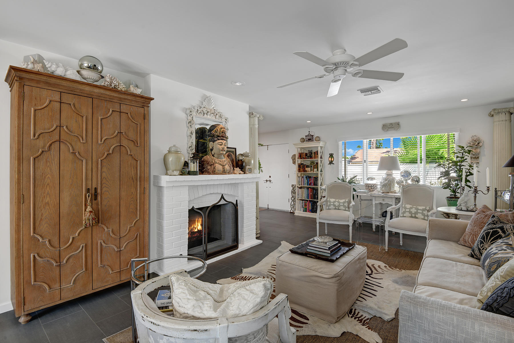 2989 East Sonora Road Palm Springs, CA 92264 - Photo 3 of 33 LIVING ROOM WITH FIREPLACE MLS