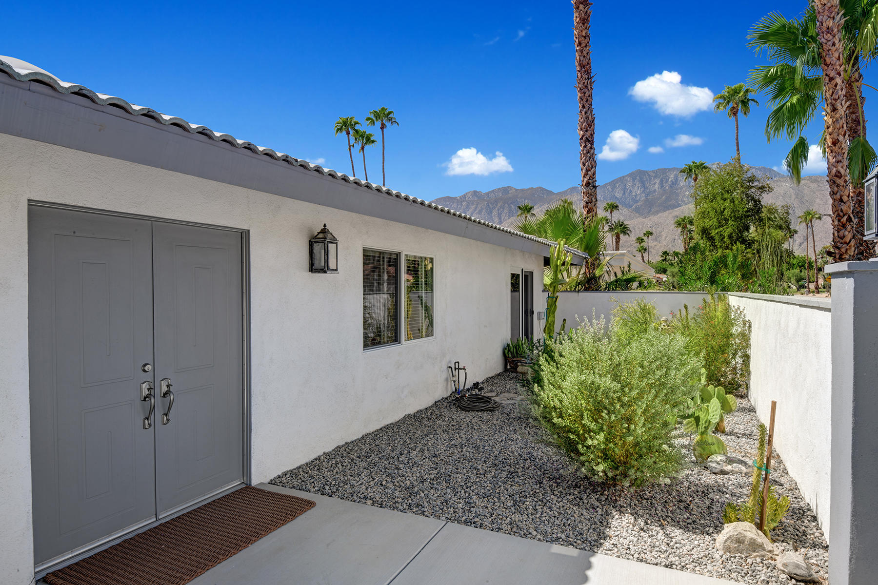 2989 East Sonora Road Palm Springs, CA 92264 - Photo 32 of 33 FRONT ENTRY COURTYARD TO MOUNTAINS MLS