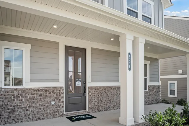 $689,900 | 520 Blue Olive Drive, Smyrna, TN 37167