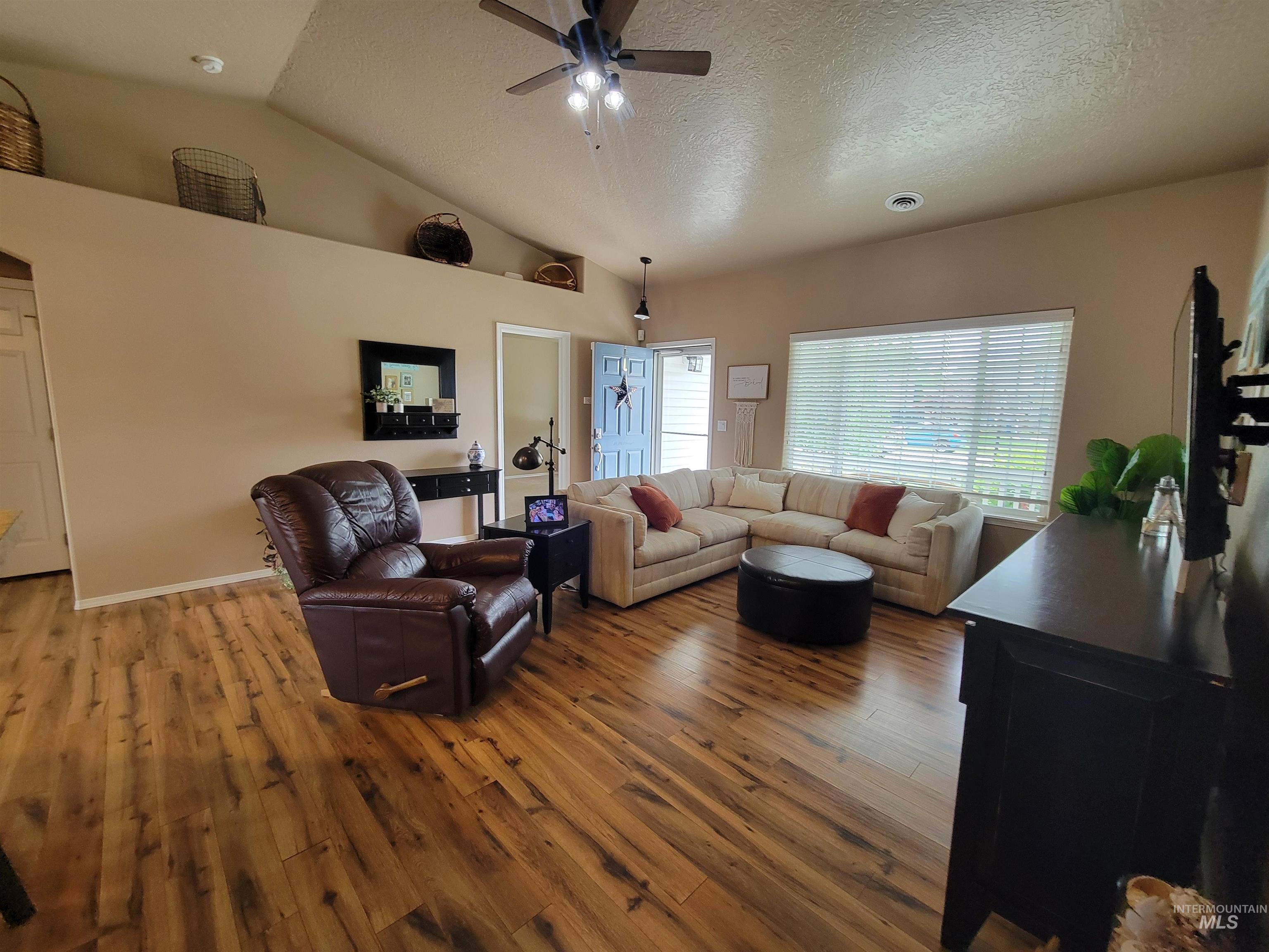 252 Archer Road Middleton, ID 83644 - Photo 3 of 24