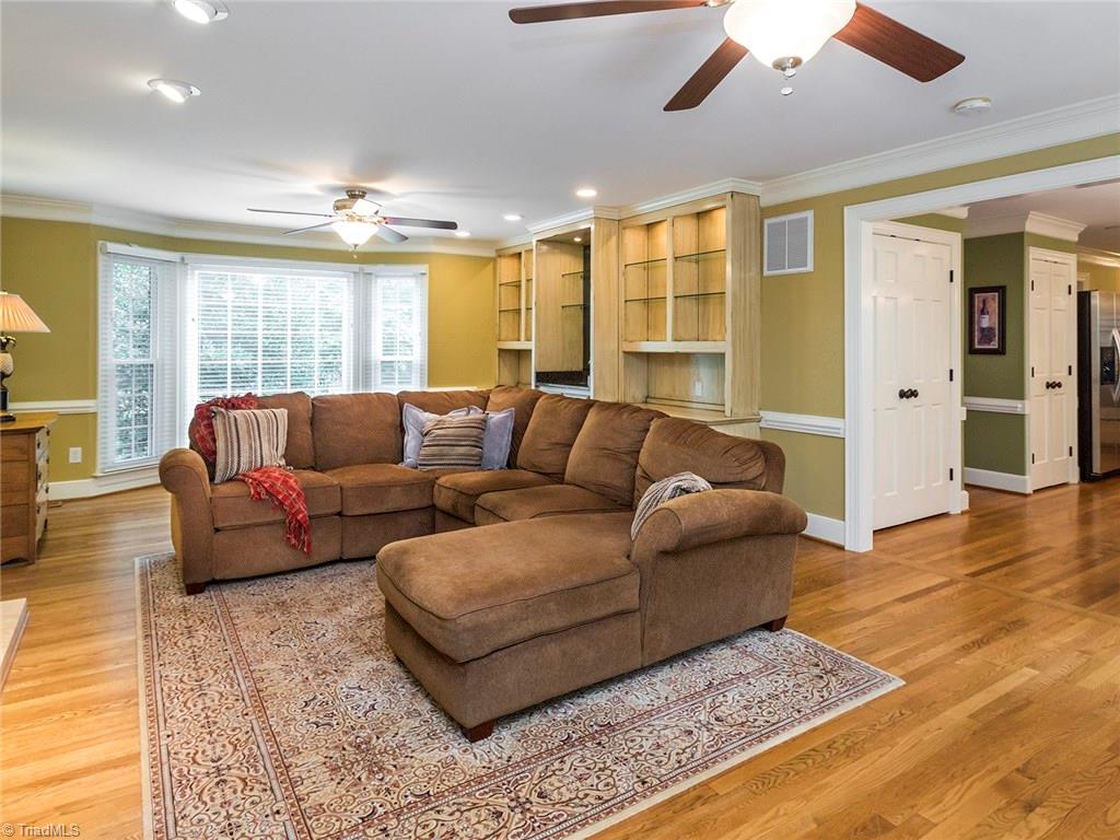 1803 Hobbs Road Greensboro, NC 27410 - Photo 13 of 30 Gallery Image 13