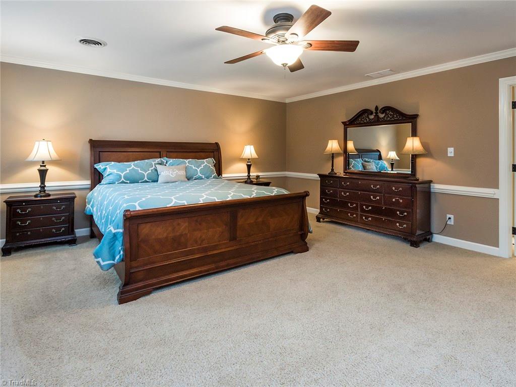 1803 Hobbs Road Greensboro, NC 27410 - Photo 17 of 30 Gallery Image 17