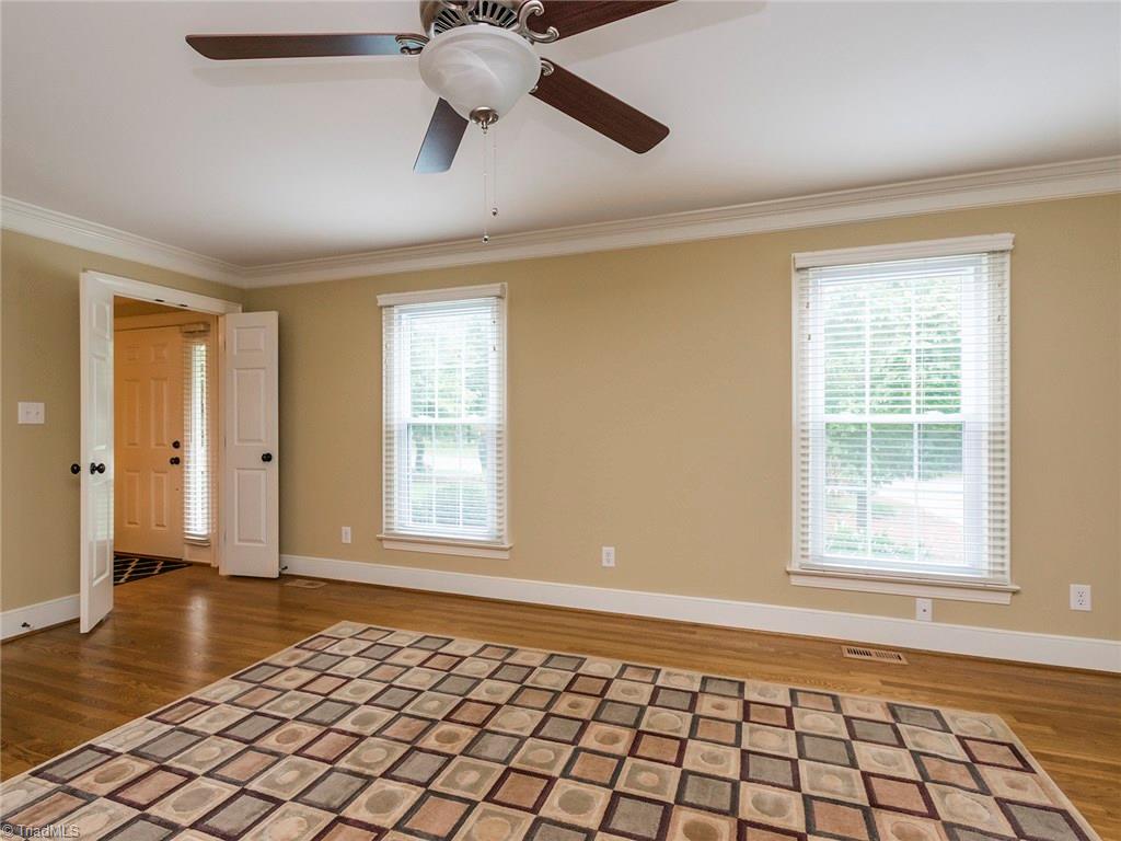1803 Hobbs Road Greensboro, NC 27410 - Photo 3 of 30 Gallery Image 3