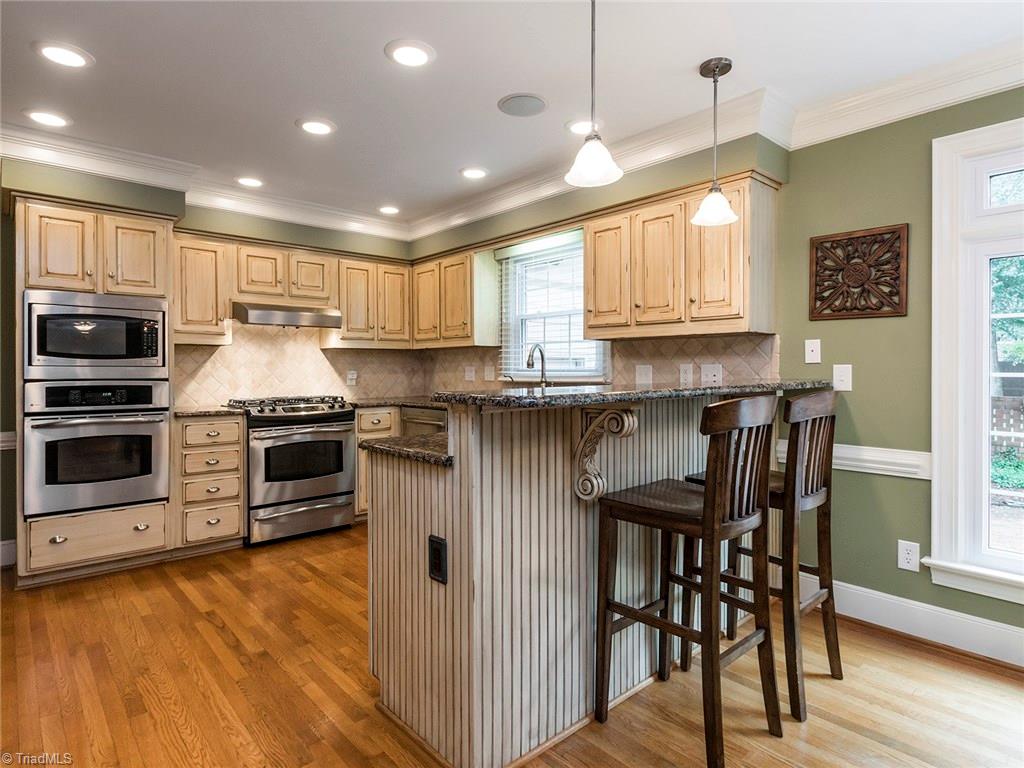 1803 Hobbs Road Greensboro, NC 27410 - Photo 6 of 30 Gallery Image 6
