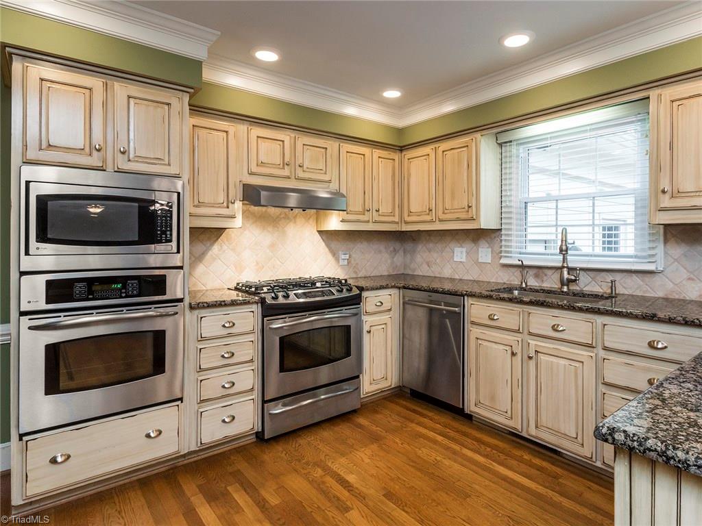 1803 Hobbs Road Greensboro, NC 27410 - Photo 7 of 30 Gallery Image 7