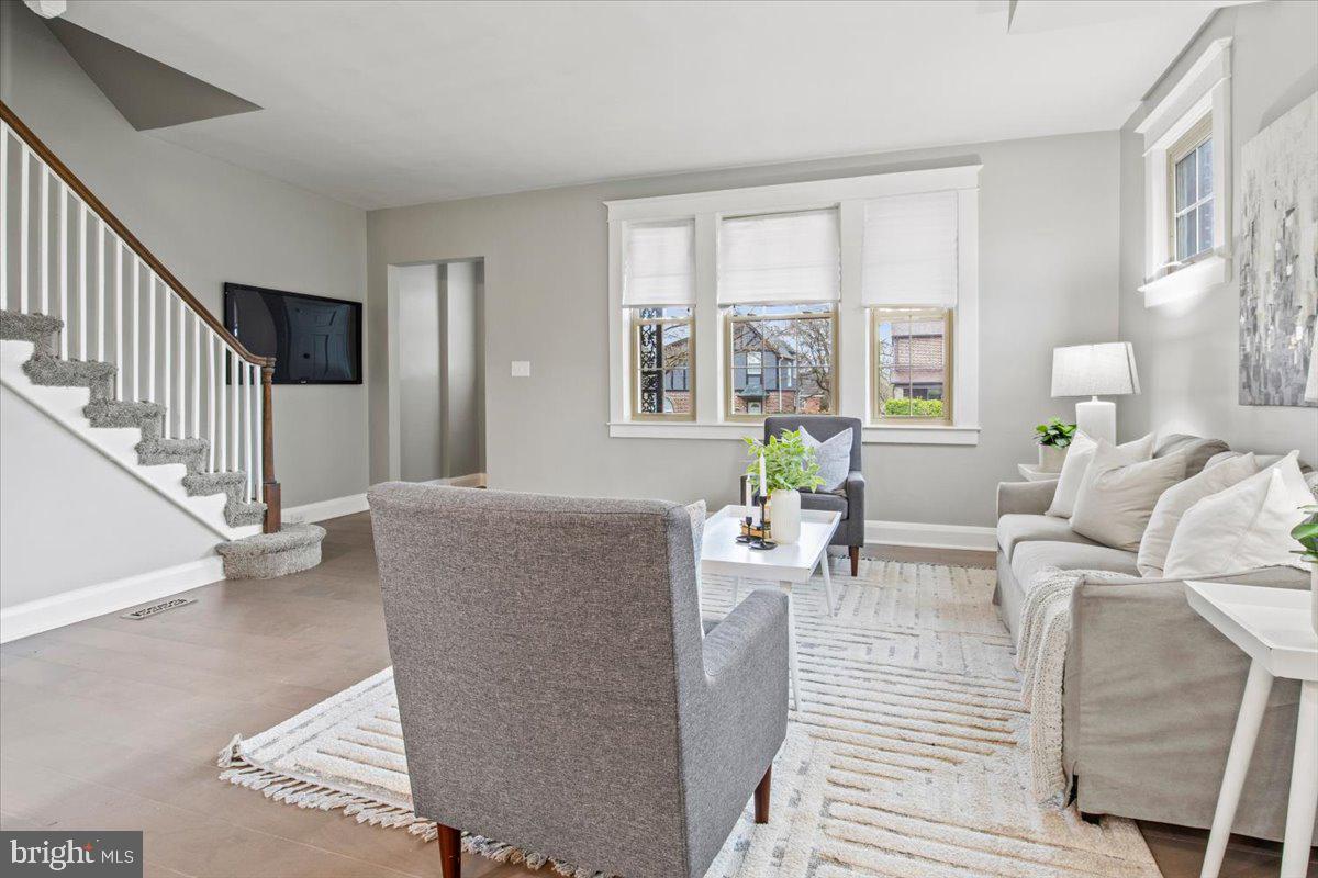 3528 Lynchester Road Baltimore, MD 21215 - Photo 4 of 15 Gallery Image 4