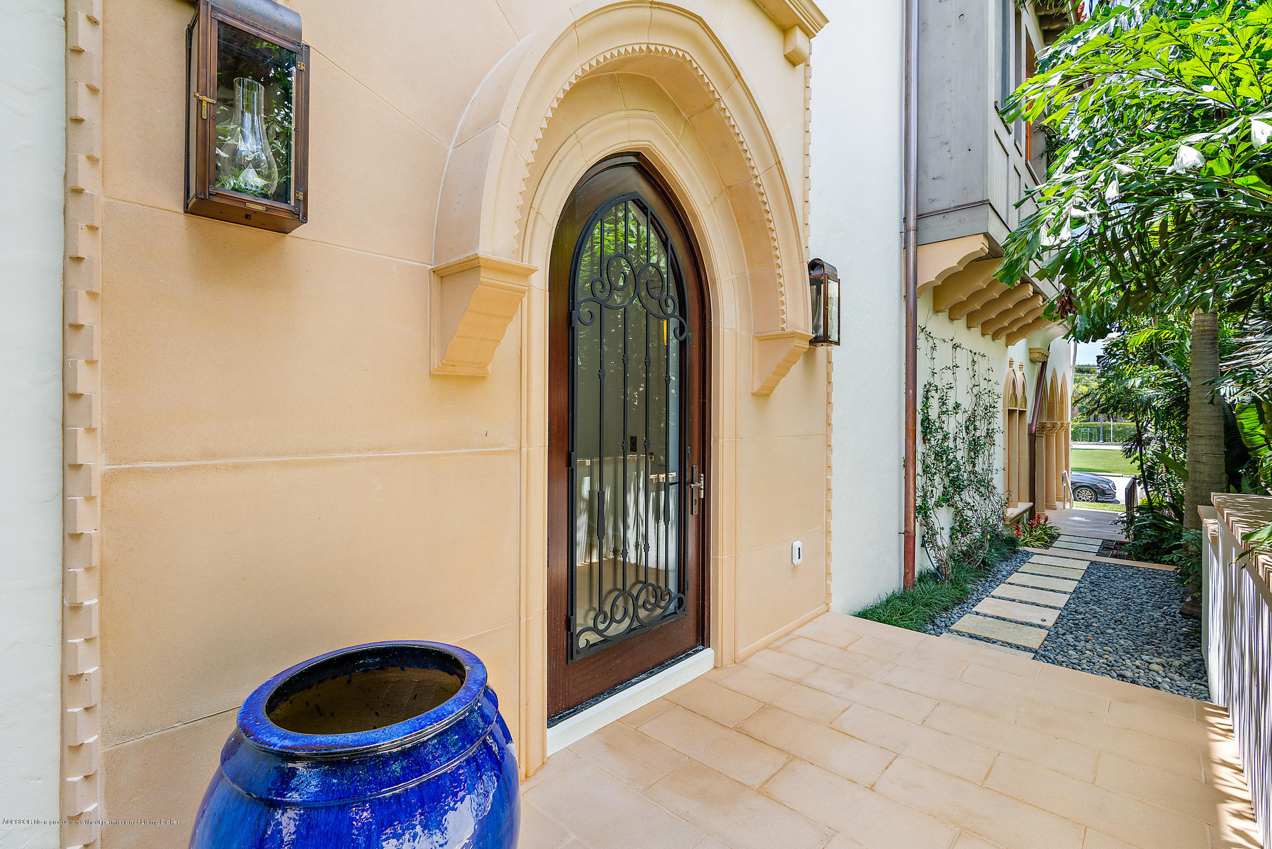 3 Via Flagler Palm Beach, FL 33480 - Photo 4 of 42 a view of a bathroom with washing machine and dryer