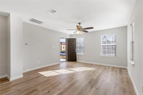 $1,400 | 1123 West Morgan Street, Denison, TX 75020