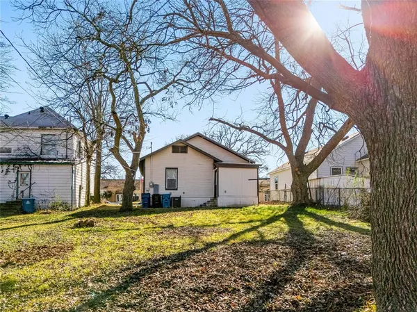 $1,400 | 1123 West Morgan Street, Denison, TX 75020